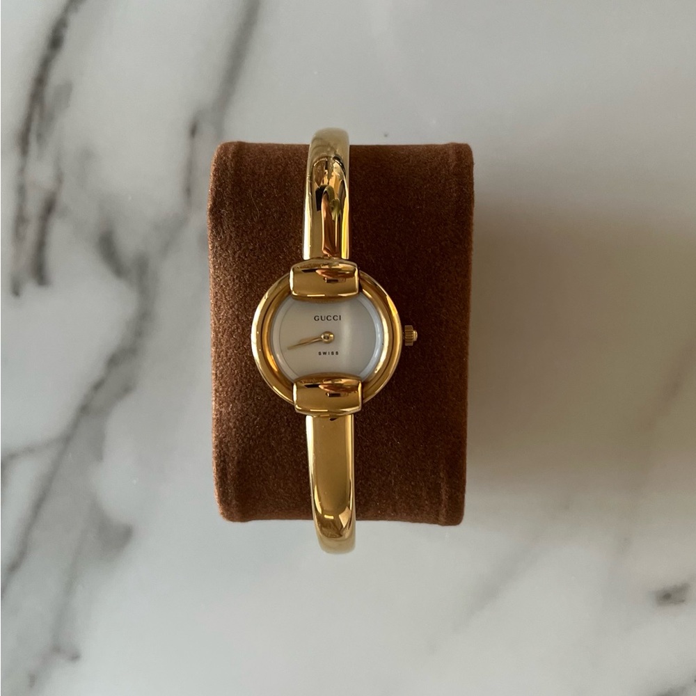 SOLD  Vintage Gucci 1400 L Women's Gold Bracelet Watch